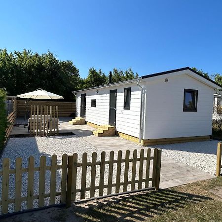 Breezy Beach Chalet Petten Extérieur photo