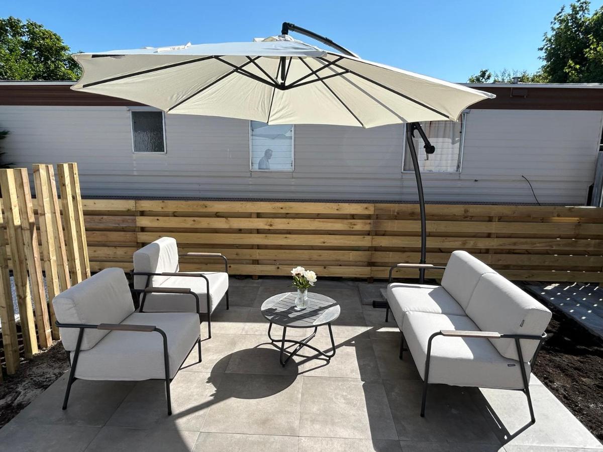 Breezy Beach Chalet Petten Extérieur photo